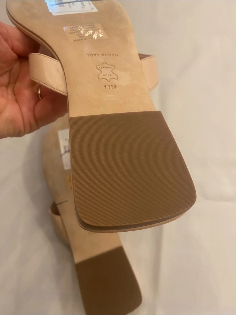 Women’s Tory Burch Beige Pink Nude Leather Flip Flop Thong Sandals NEW size 11